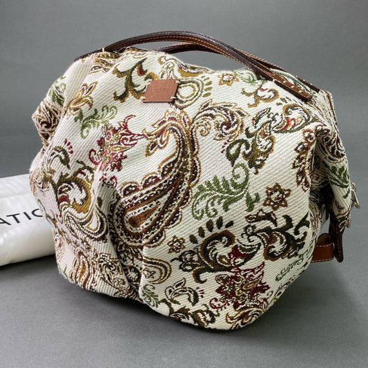 Fk13 《美品》定価¥55,000 A VACATION ア ヴァケーション 2022SS PICK 2WAY ペイズリー ハンドバッグ ホワイト系 TOMORROWLAND