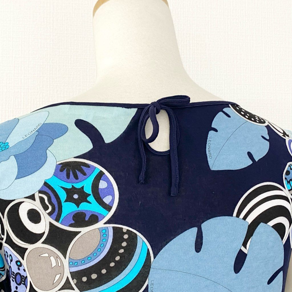 59e20 LEONARD SPORT レオナール スポーツ 半袖Tシャツ カットソー トップス 伸縮ストレッチ素材 サイズ38 ブルー マルチカラー コットン100% レディース 日本製