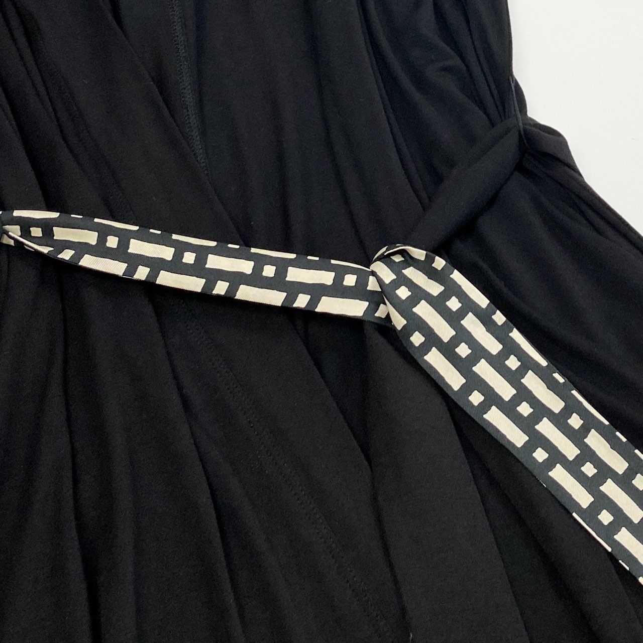 53j17 `S MaxMara エスマックスマーラ TIMELESS ロングニットカーディガン 羽織 ロングスリーブ ウエストリボン レディース 女性用 M ブラックu02t