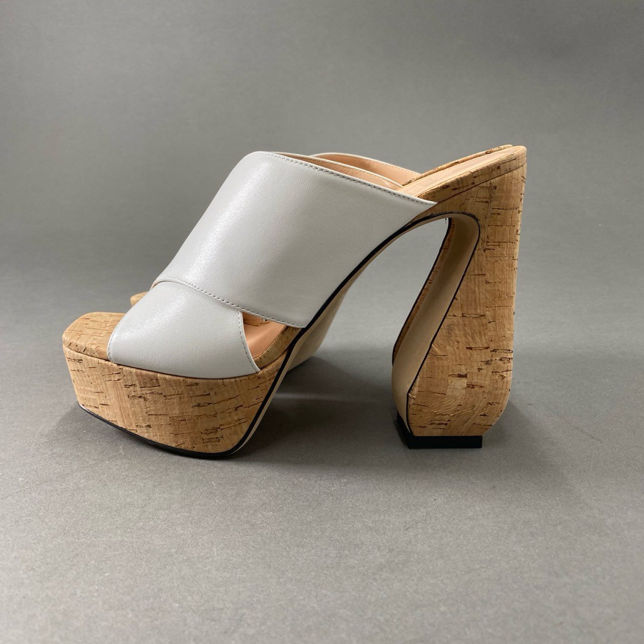 3f17 《極美品》定価¥104,500 SI ROSSI by SERGIO ROSSI セルジオロッシ Mules and clogs コルクヒール サンダル パンプス 39 ホワイト レザー イタリア製 シューズ