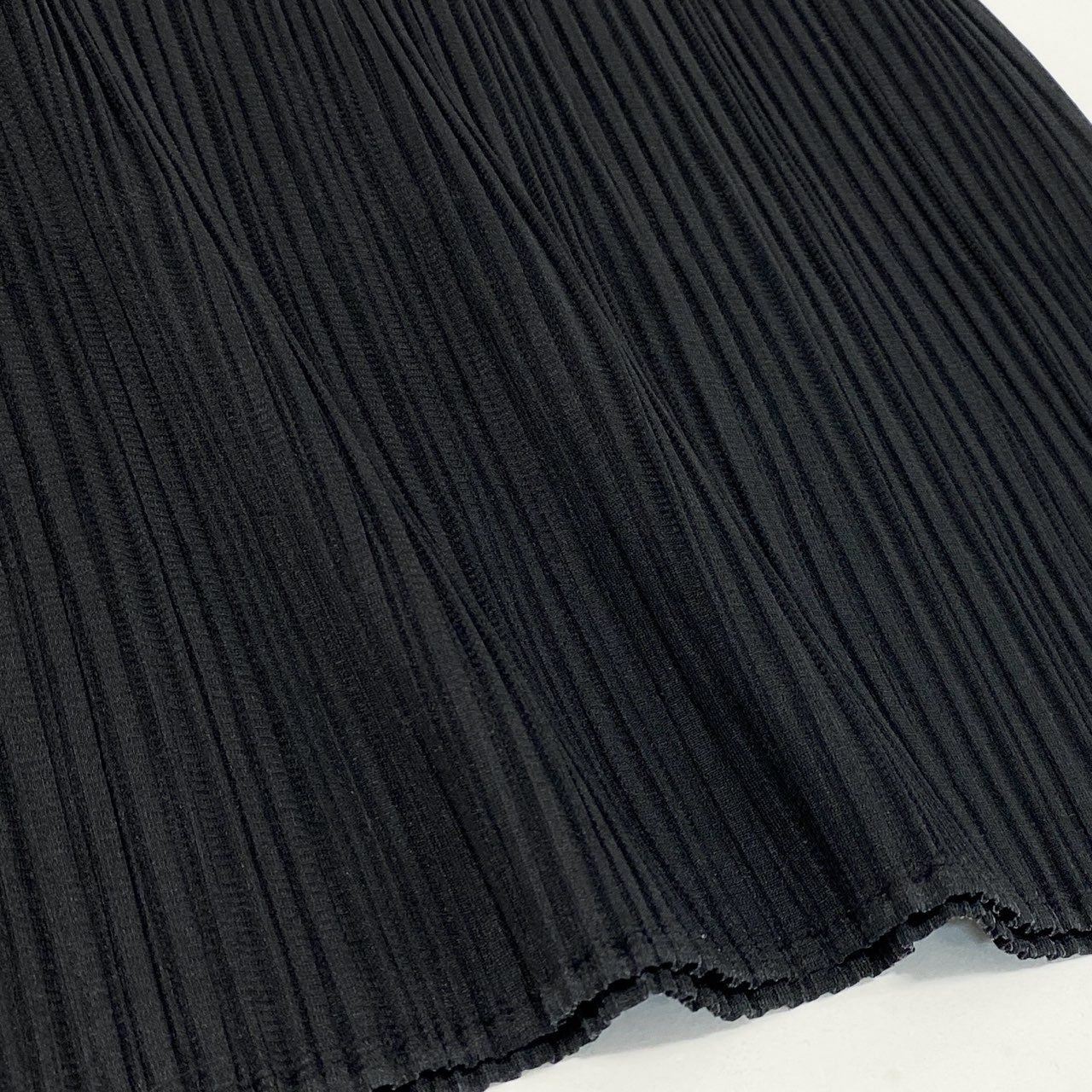 75i8 PLEATS PLEASE ISSEY MIYAKE プリーツプリーズ イッセイミヤケ 日本製 長袖プリーツカットソー ロングスリーブ トップス プルオーバー PP04-JK602 3 ブラック レディースo07t