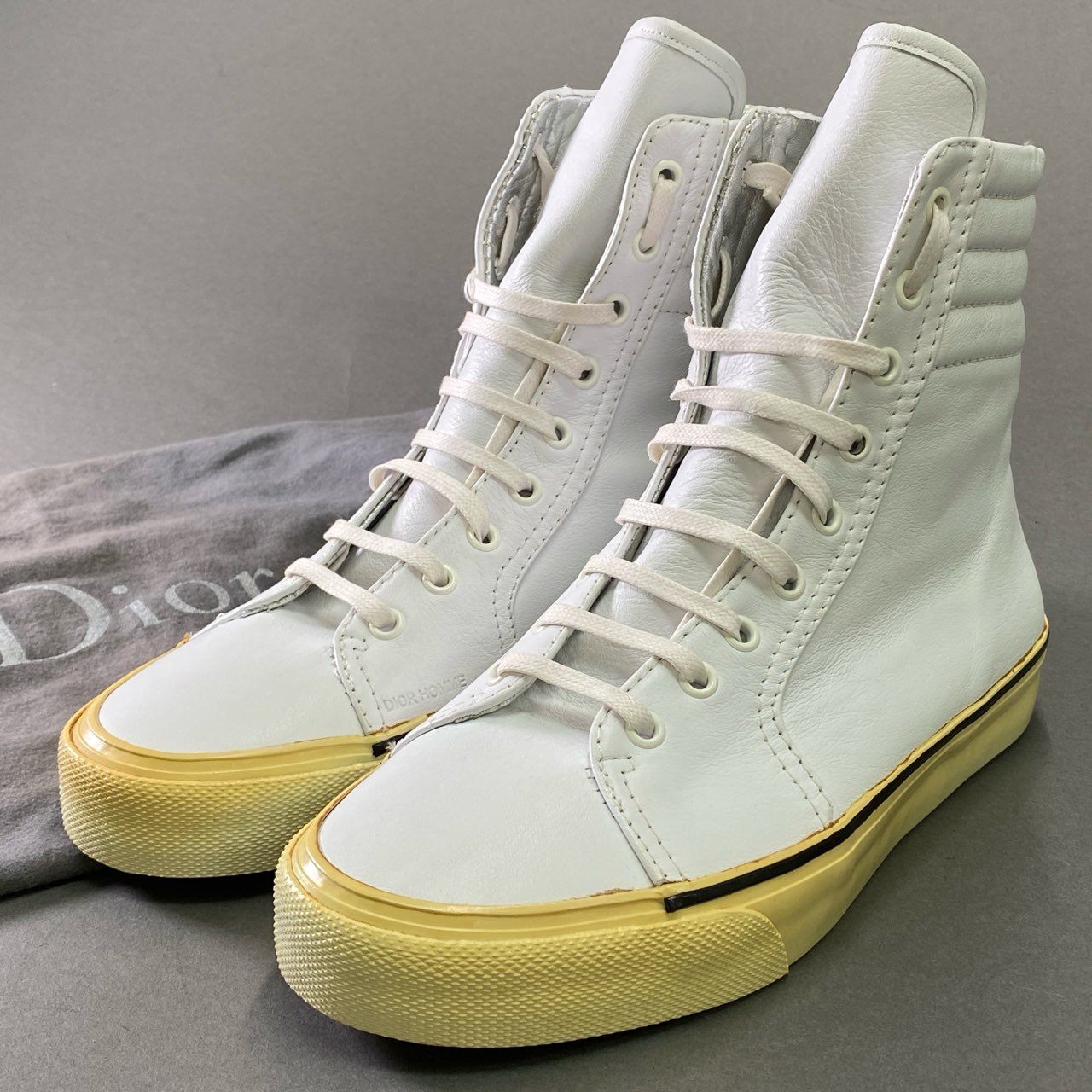 2d22 Dior HOMME ディオール オム レザーハイカット スニーカー 40 ホワイト Leather スペイン製 シューズ