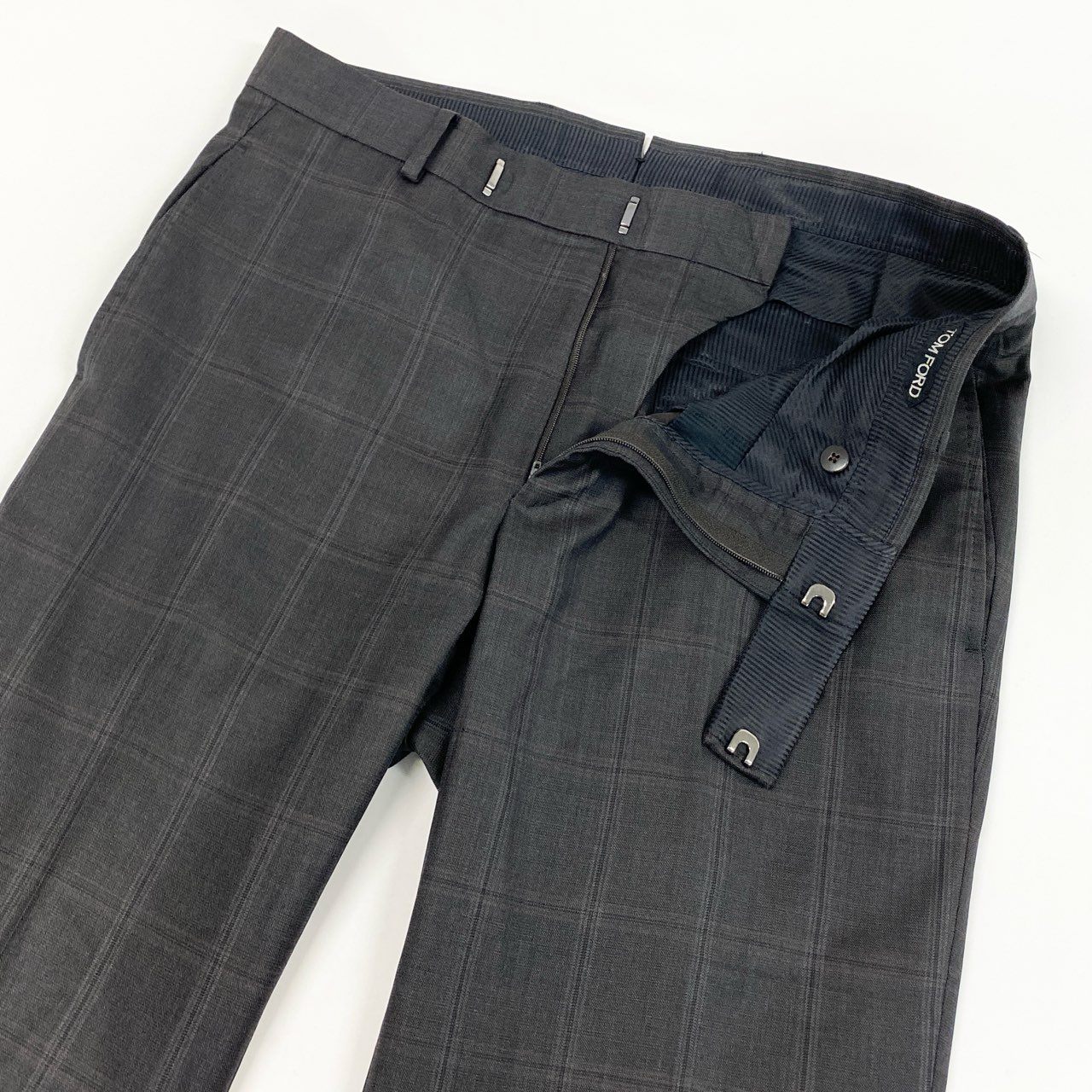38d28 TOM FORD トムフォード シングルスーツ セットアップ チェック柄 24YA4C サイズ52 7R グレー ウール100% イタリア製