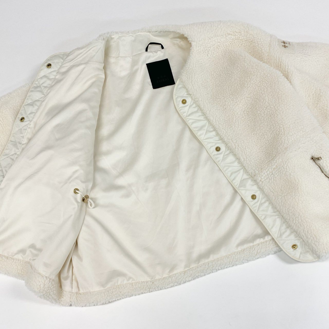 40c29 【美品】 TATRAS タトラス アナベラ ボアブルゾン ショート丈 フリースカーディガン ボアジャケット ナイロン LTAT24A4042-L 02 ホワイト