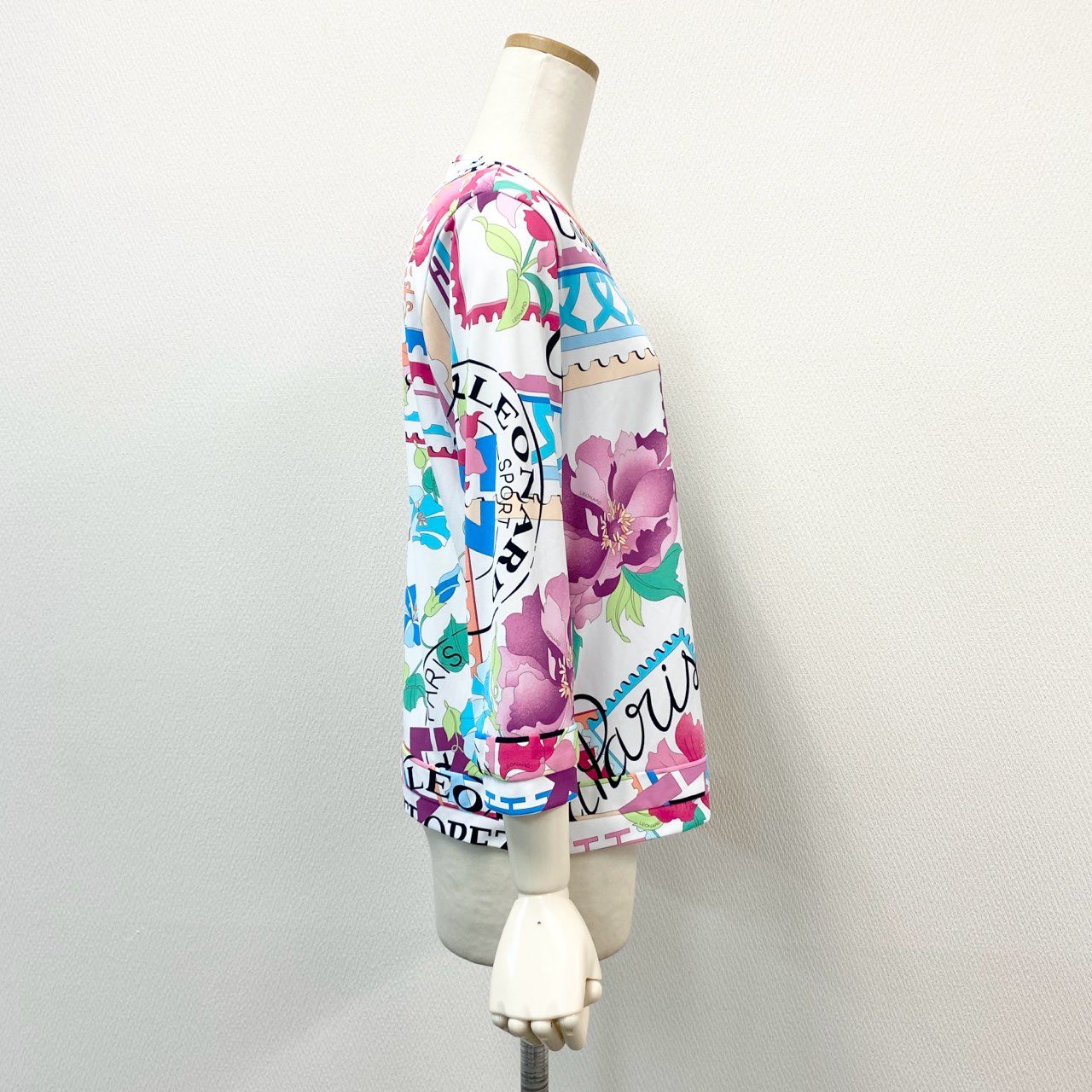 67g21-3 《美品》 LEONARD レオナール 7分袖 Tシャツ カットソー トップス 美しい花柄プリント 手洗い可能 サイズ42 マルチカラー ポリエステル レディース 日本製