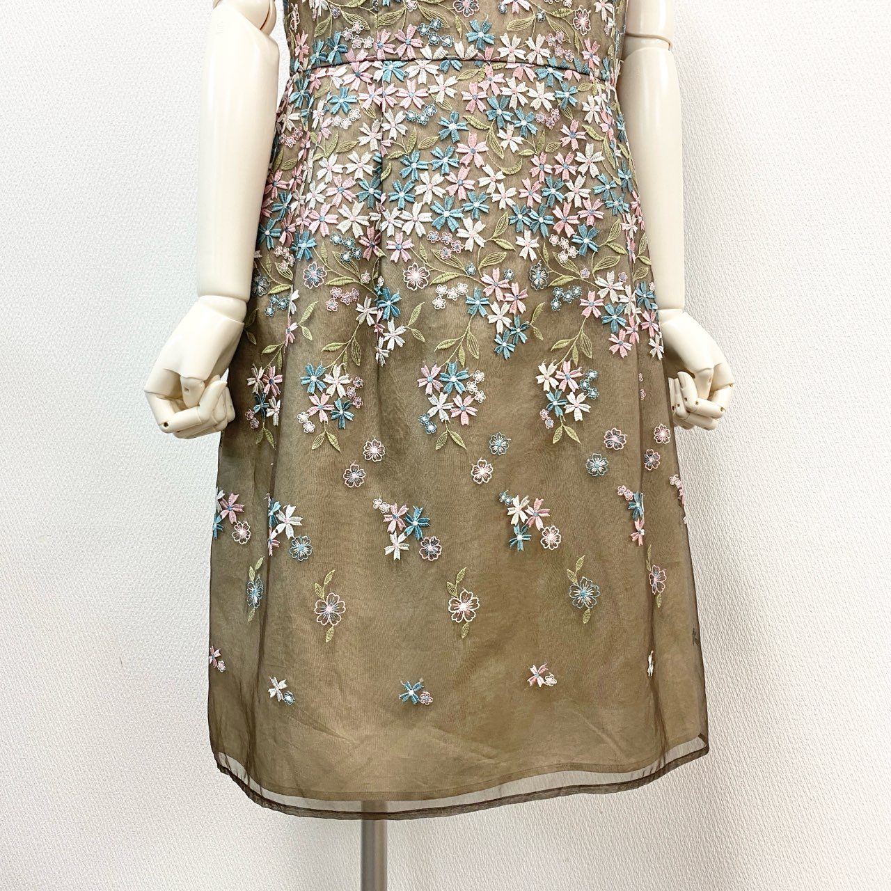 80j17 TOCCA トッカ フラワー刺繍 フレアワンピース 半袖ワンピース オーガンジー 花柄 レディース 女性用 6 カーキ系u02t