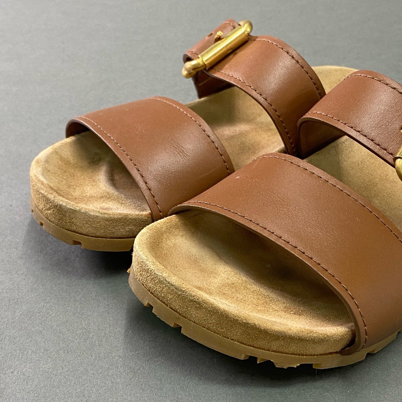 7b7 PRADA プラダ レザーベルト フラットサンダル コンフォートサンダル leather イタリア製 37 ブラウン 本革 レディース