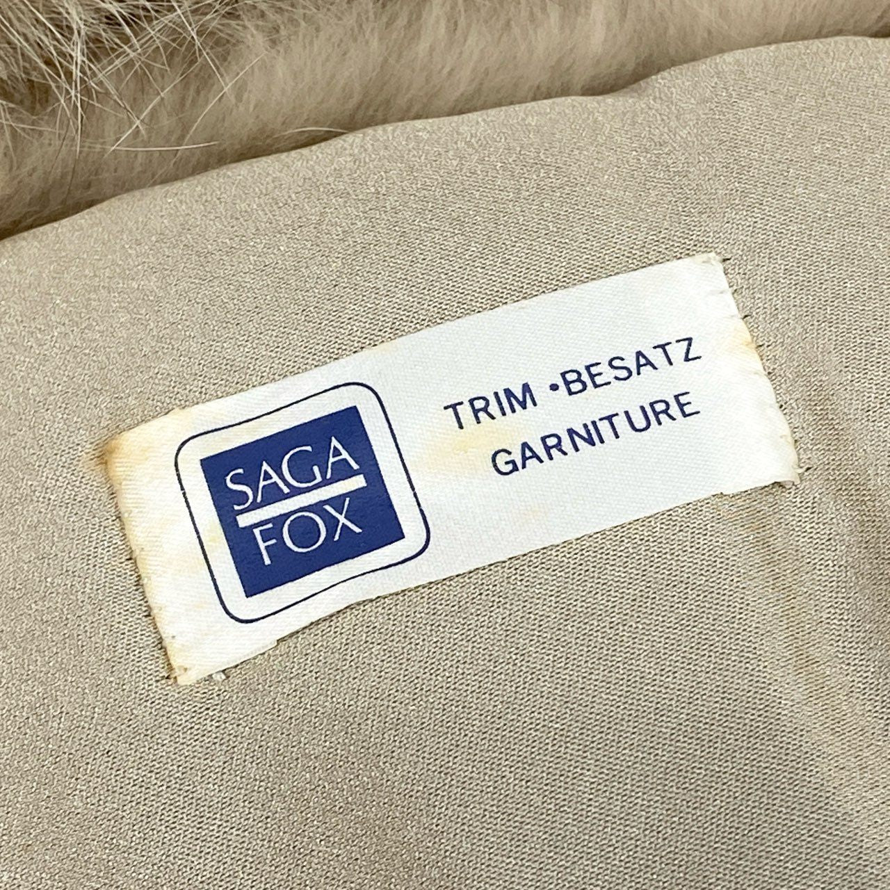 28k29 SAGA FOX サガフォックス ブルーフォックス ティペット マフラー 衿巻き 和装 ベージュ系 フォックスファー レディースu02t