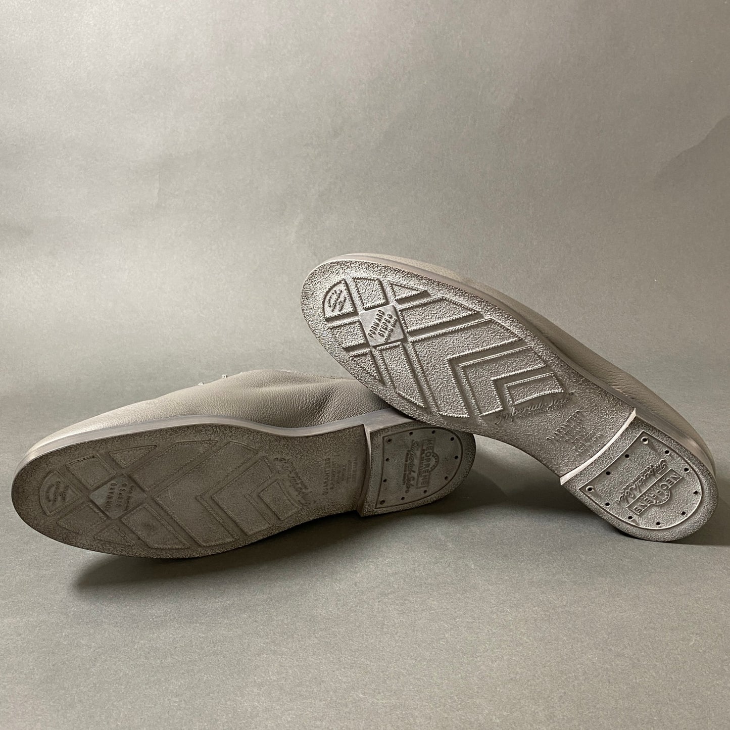 12f26 ②《極美品》 定価¥42,900 FOOTSTOCK ORIGINALS フットストック オリジナルズ ONE PIECE レザーシューズ FS191202 9 1/2E グレー LEATHER 一枚仕立て インペリアルソール