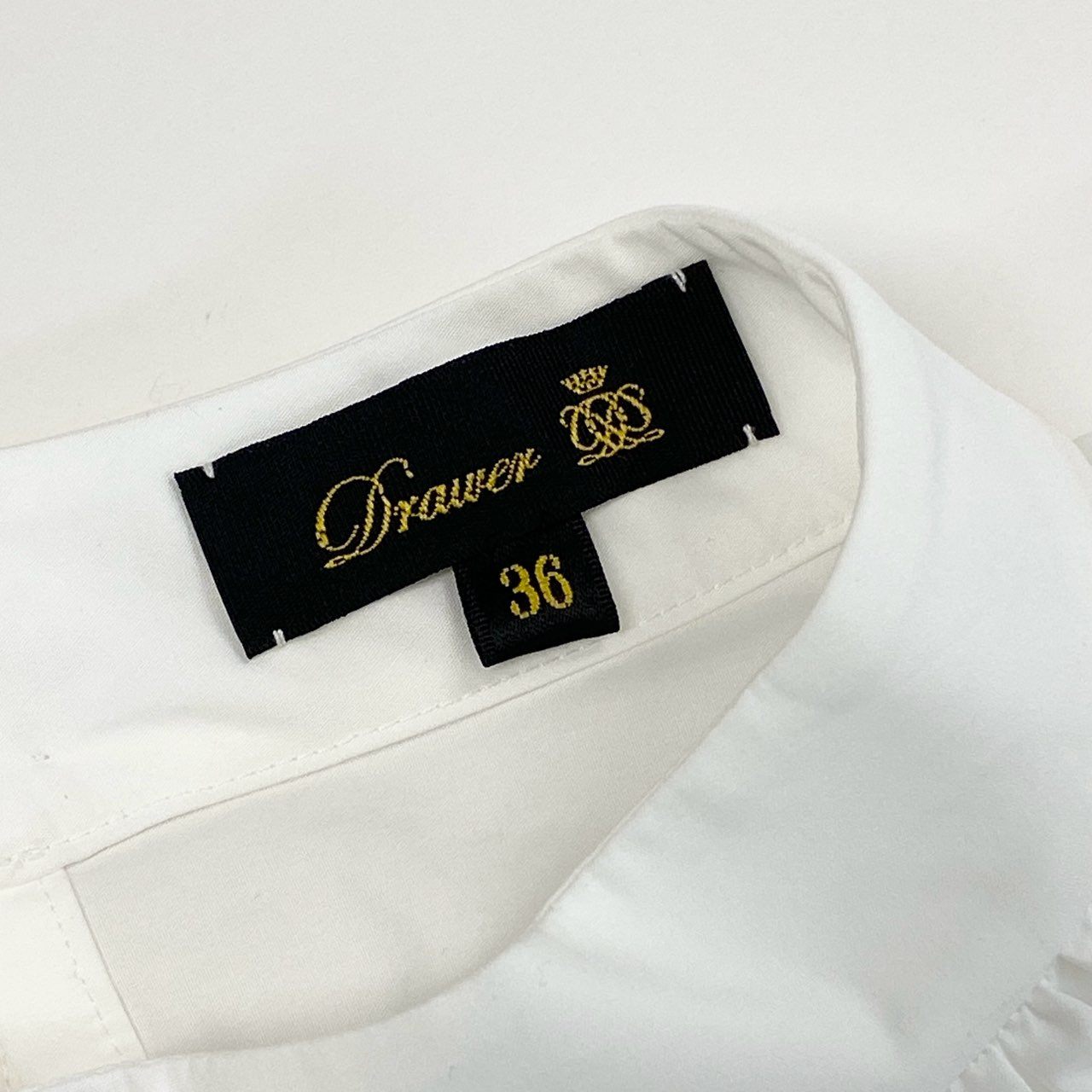 74c14 【美品】 Drawer ドゥロワー 長袖ブラウス 白シャツ チュニックシャツ ノーカラーシャツ 薄手シャツ バックボタン 6521-299-1111 36 ホワイト コットン