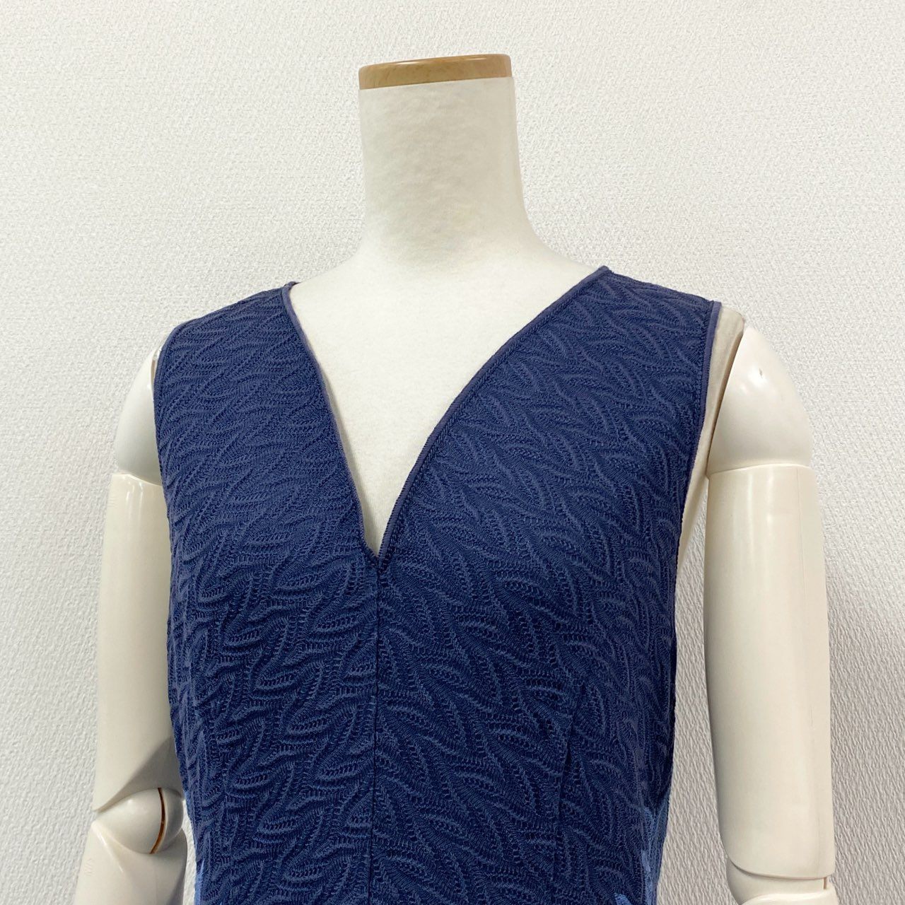 48h14《美品》 MISSONI ミッソーニ ノースリーブワンピース ニットワンピース ひざ丈 タイトスカート サイズ42 マルチカラー レディースu02t
