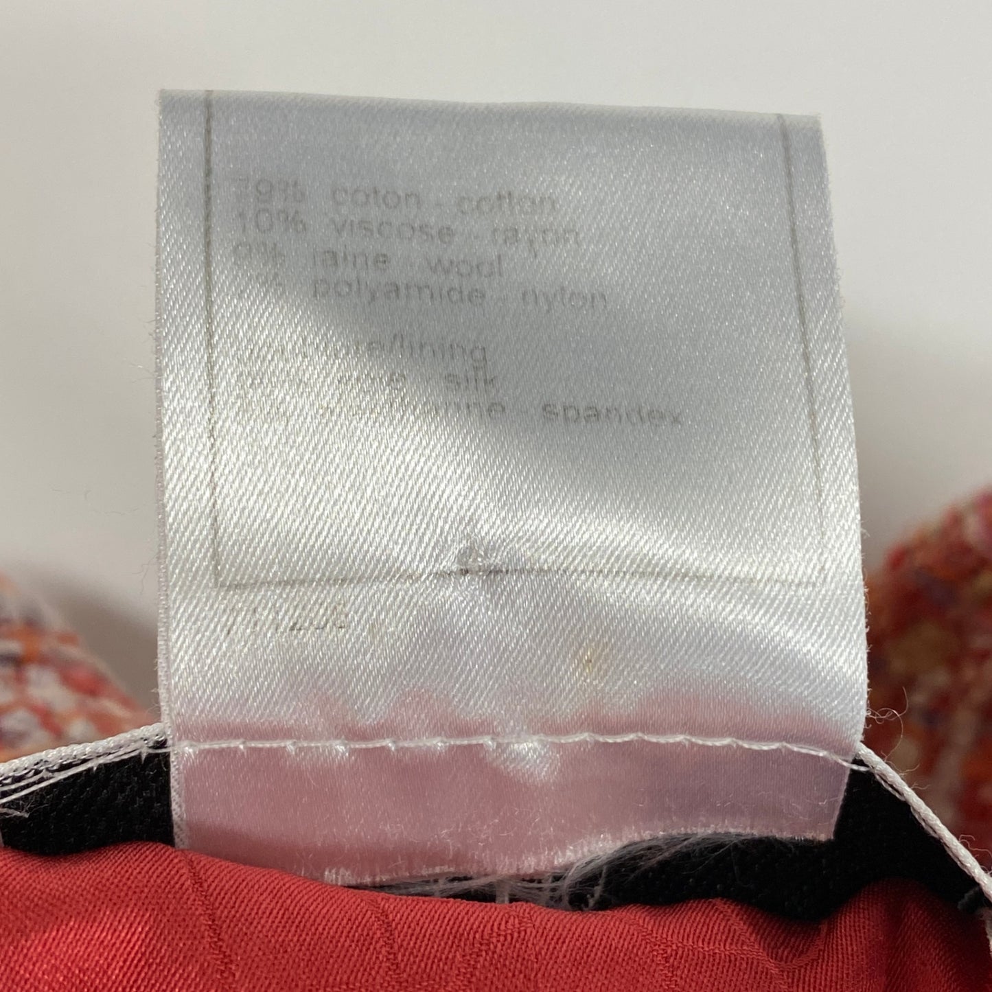 60a14 CHANEL シャネル 2004年 P22966 ココマーククリアボタン 短丈 ショートツイードジャケット サイズ34 レッド系 ミックスツイード レディース 女性用ta1