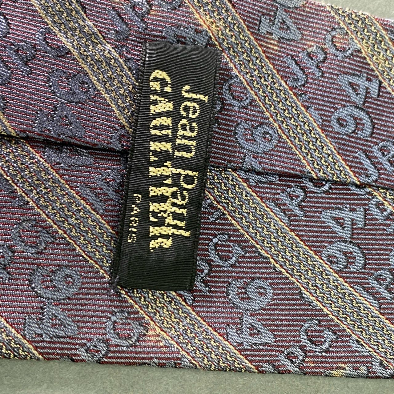 g24 【Vintage】Jean Paul GAULTIER ジャンポールゴルチエ 90'S 本人期 ドラゴン デザイン ネクタイ パープル系 シルク100 メンズ アーカイブ_