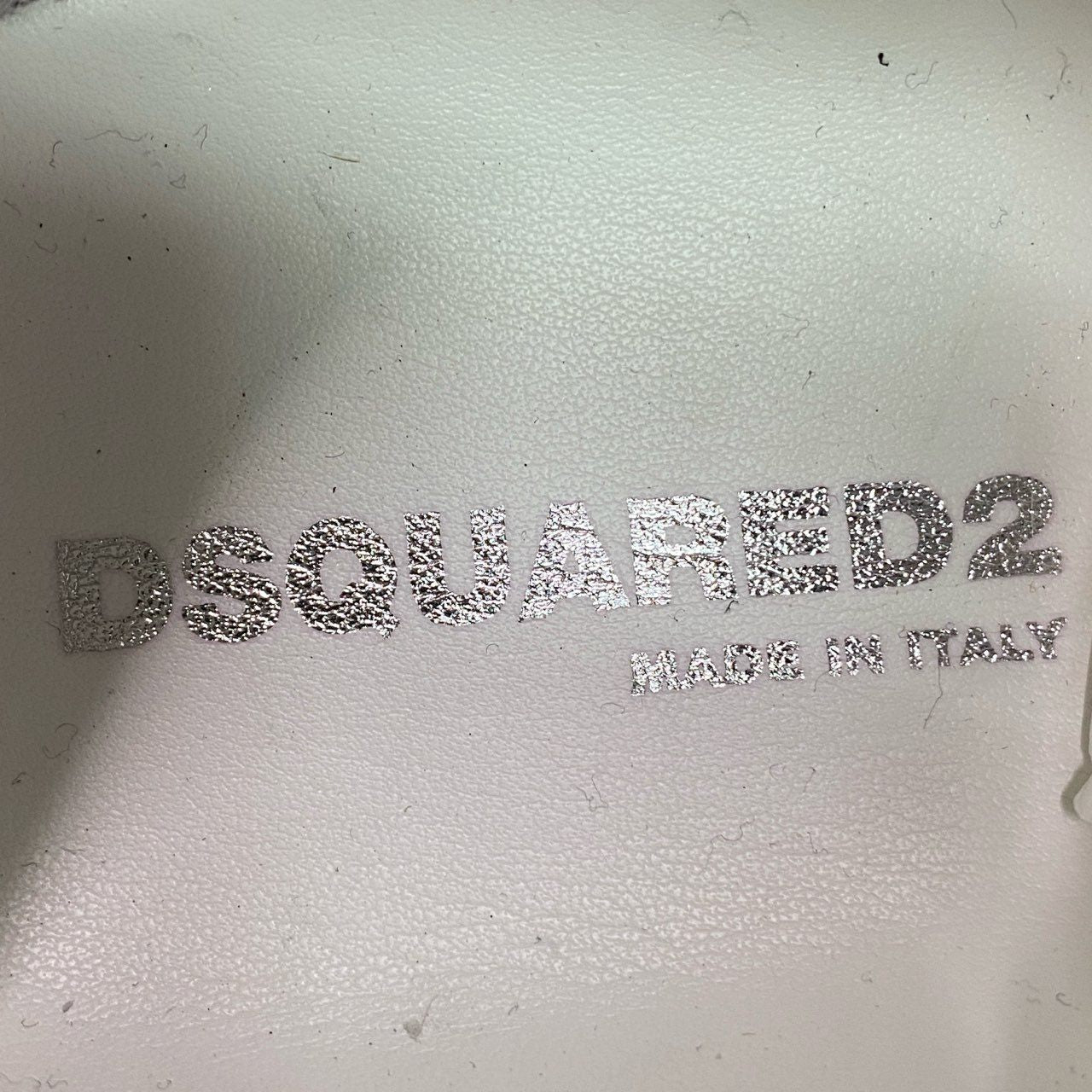 6b28 DSQUARED2 ディースクエアード 《タグ付き》 ローカットスニーカー レザースニーカー 牛革 カウレザー イタリア製 メンズ 保存袋付属 43 ホワイト ブラック グレー 本革