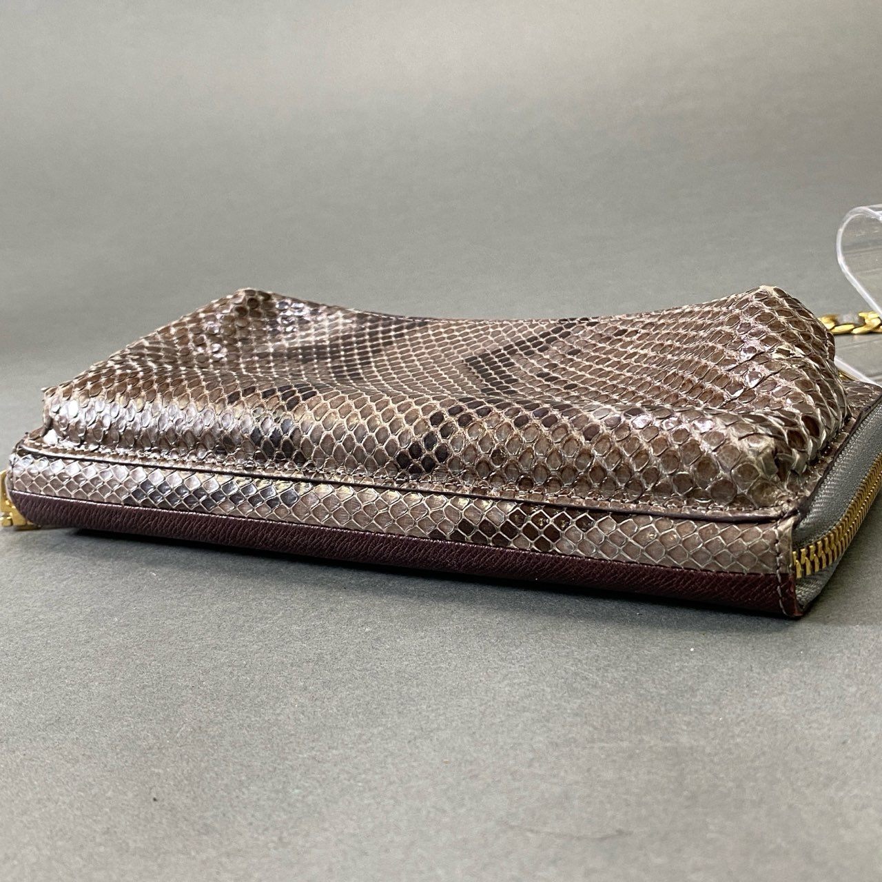 g29《美品》 COCOCELUX GOLD ココセリュクス ゴールド チェーン パイソンウォレット グレー ボルドー レザー エキゾチック ポーチ バッグ