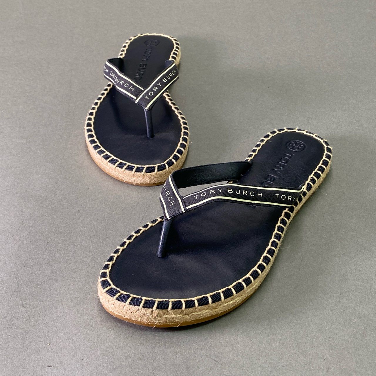 7d22 《未使用品》 TORY BURCH トリーバーチ エスパドリーユ トングサンダル 6 1/2 ブラック レザー シューズ 夏