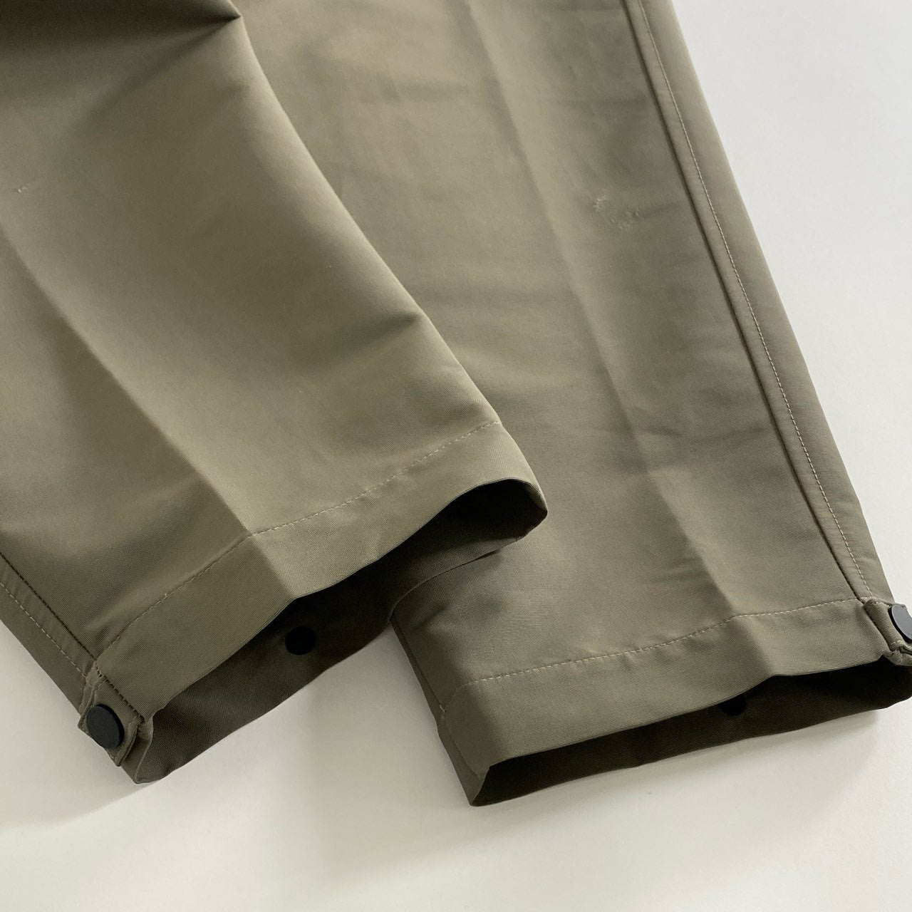 82j4 イタリア製 DIOR HOMME ディオールオム クリスチャンディオール カーゴパンツ ボトムス 013C122A4875 62650 サイズ50 ナイロン コットン カーキ メンズ