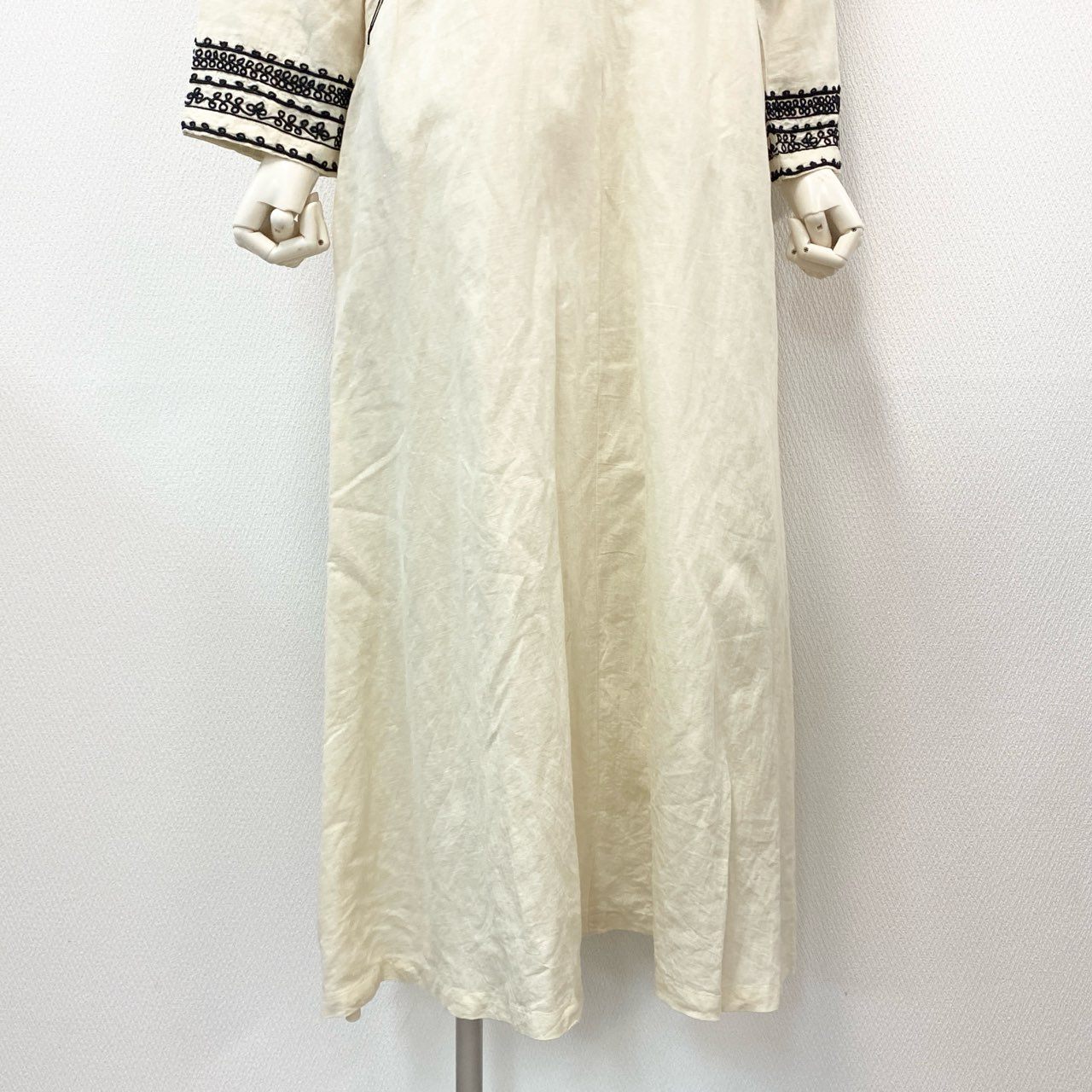 69k20 《タグ付》定価¥38,500 Sara mallika サラマリカ LINEN EMB LONG DRESS リネンロングドレス ワンピース F エクリュ エンブロイダリー
