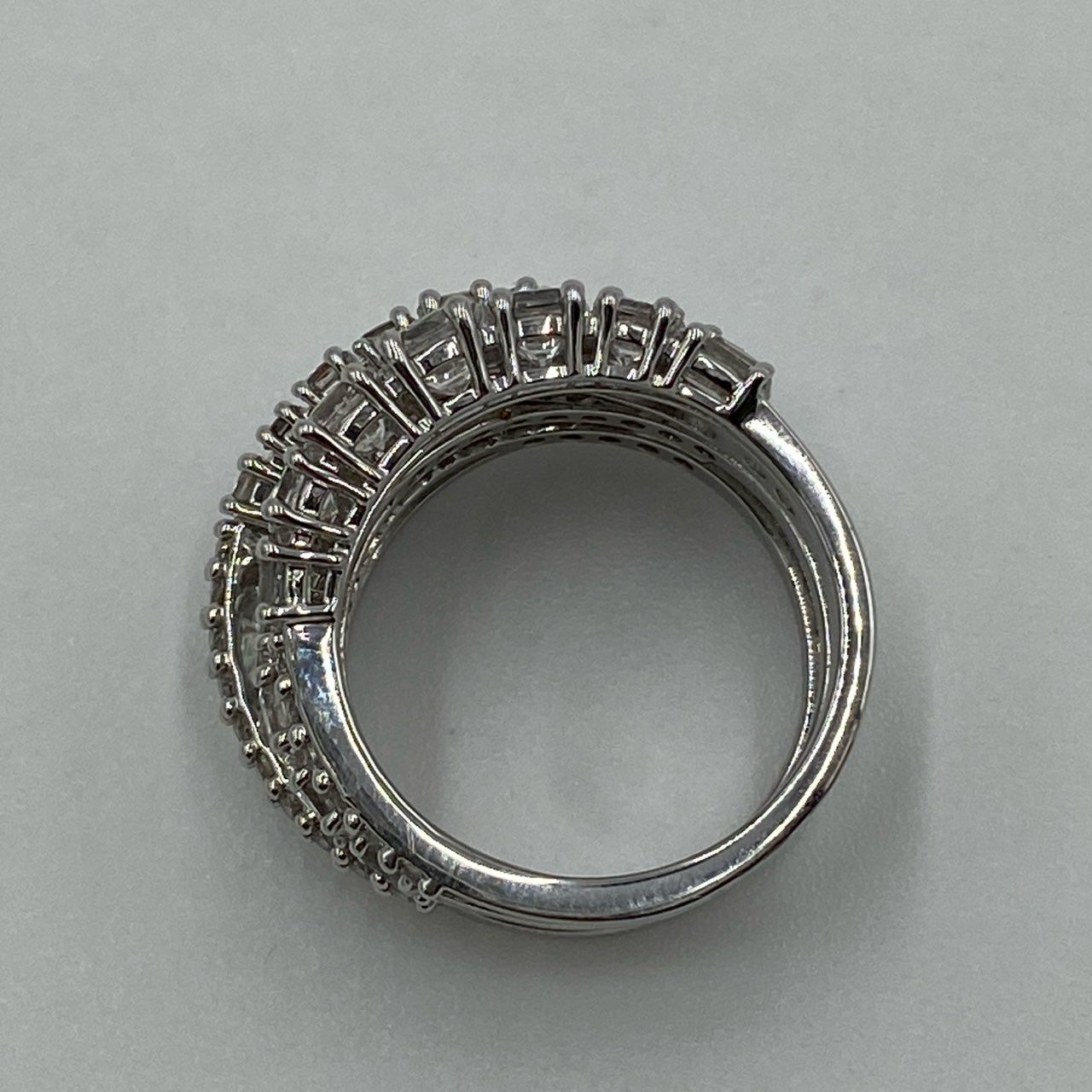 h21《美品》 Swarovski スワロフスキー Twist Wrap Ring ツイストラップリング 13号 シルバー ラインストーン 指輪 アクセサリーt18r