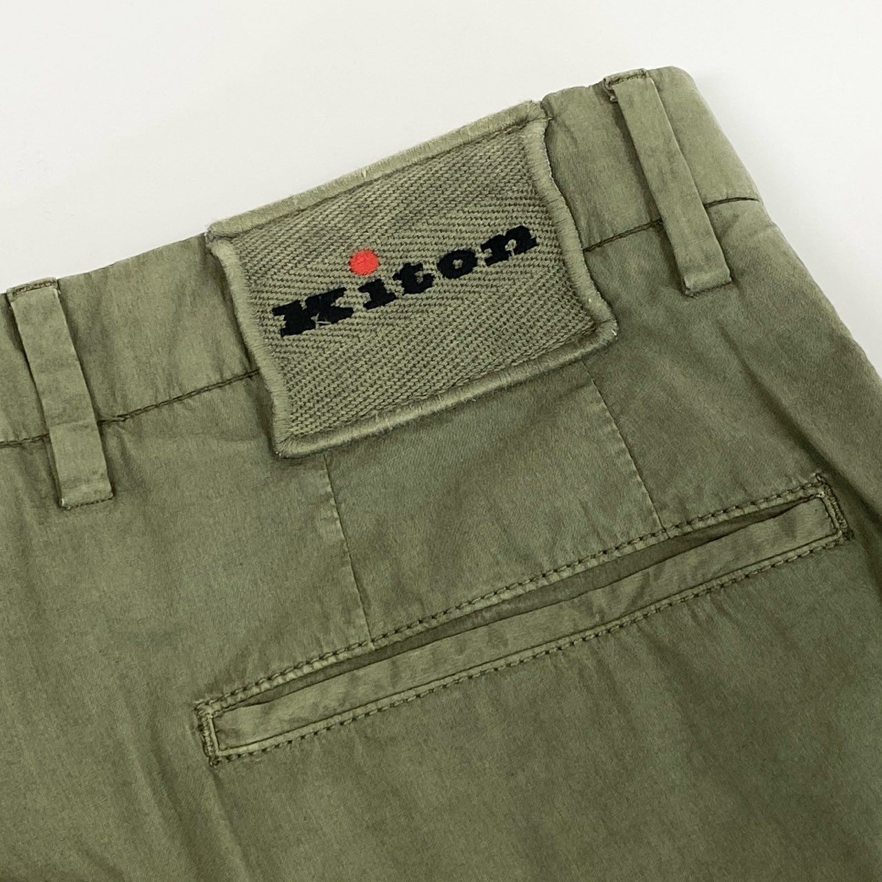 22f13 《美品》 Kiton NAPOLI キートン キトン カーゴパンツ ボトムス サイズ32 カーキ コットン ポリウレタン メンズ 紳士服 イタリア製