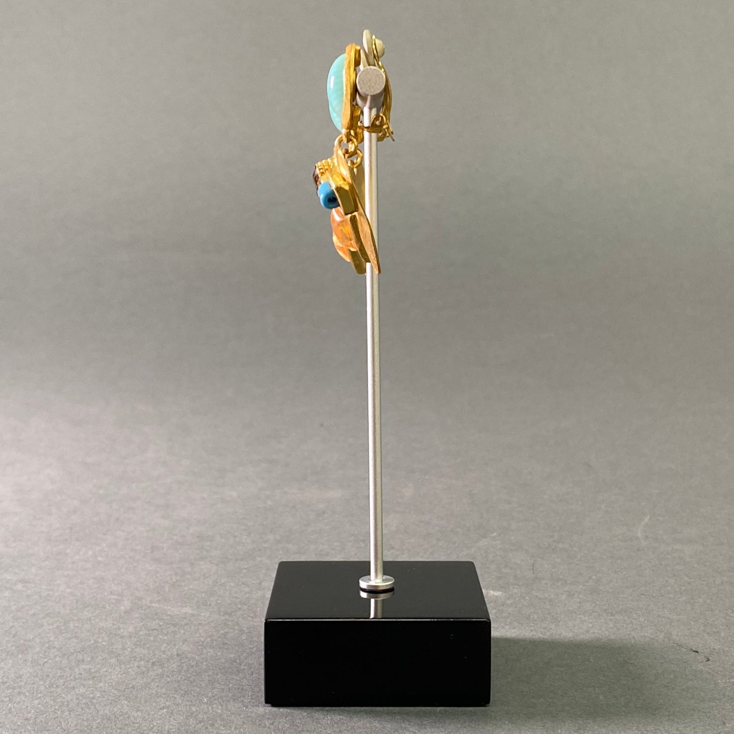 a24 Christian Lacroix クリスチャンラクロワ ラインストーン ハートモチーフ イアリング アクセサリー ゴールド