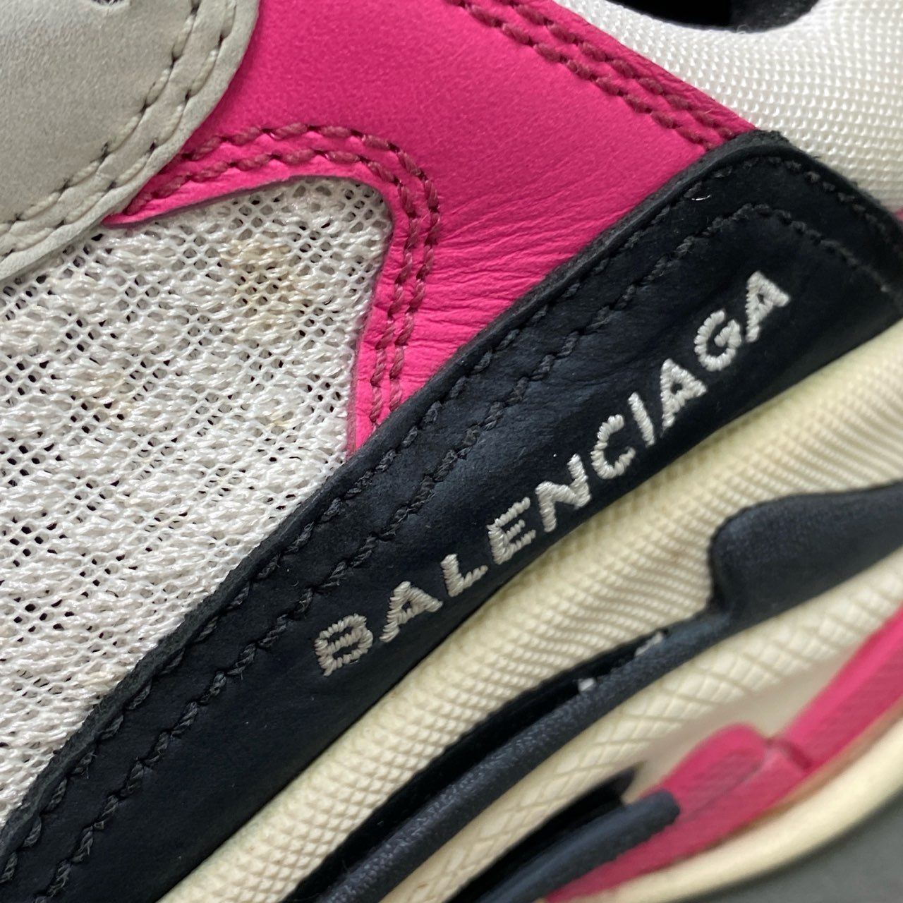 7c10 BALENCIAGA バレンシアガ Triple S トリプルS トレーナー スニーカー 24.5cm ピンク ブラック ホワイト 厚底 シューズ