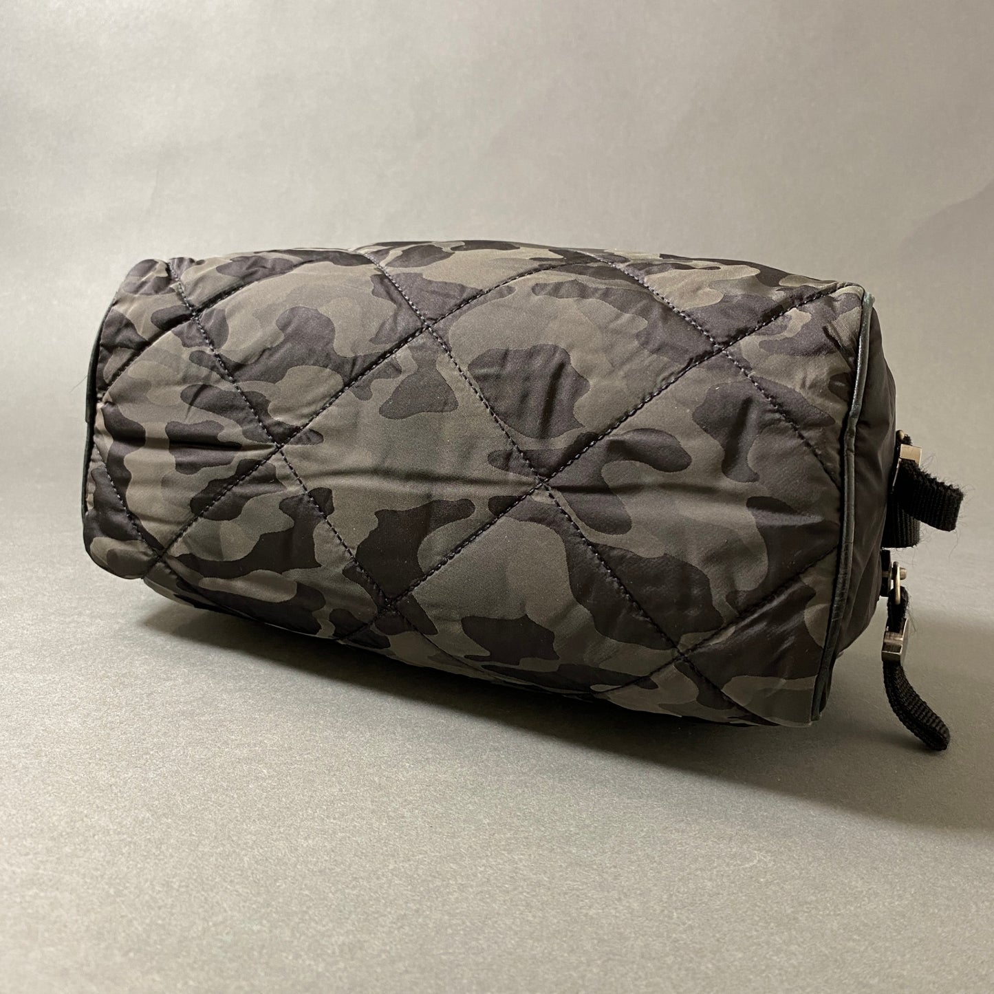 Df27 MONCLER モンクレール カモフラ キルティング セカンドバッグ ブラック カーキ クラッチバッグ ポーチ カバン 迷彩 イタリア製