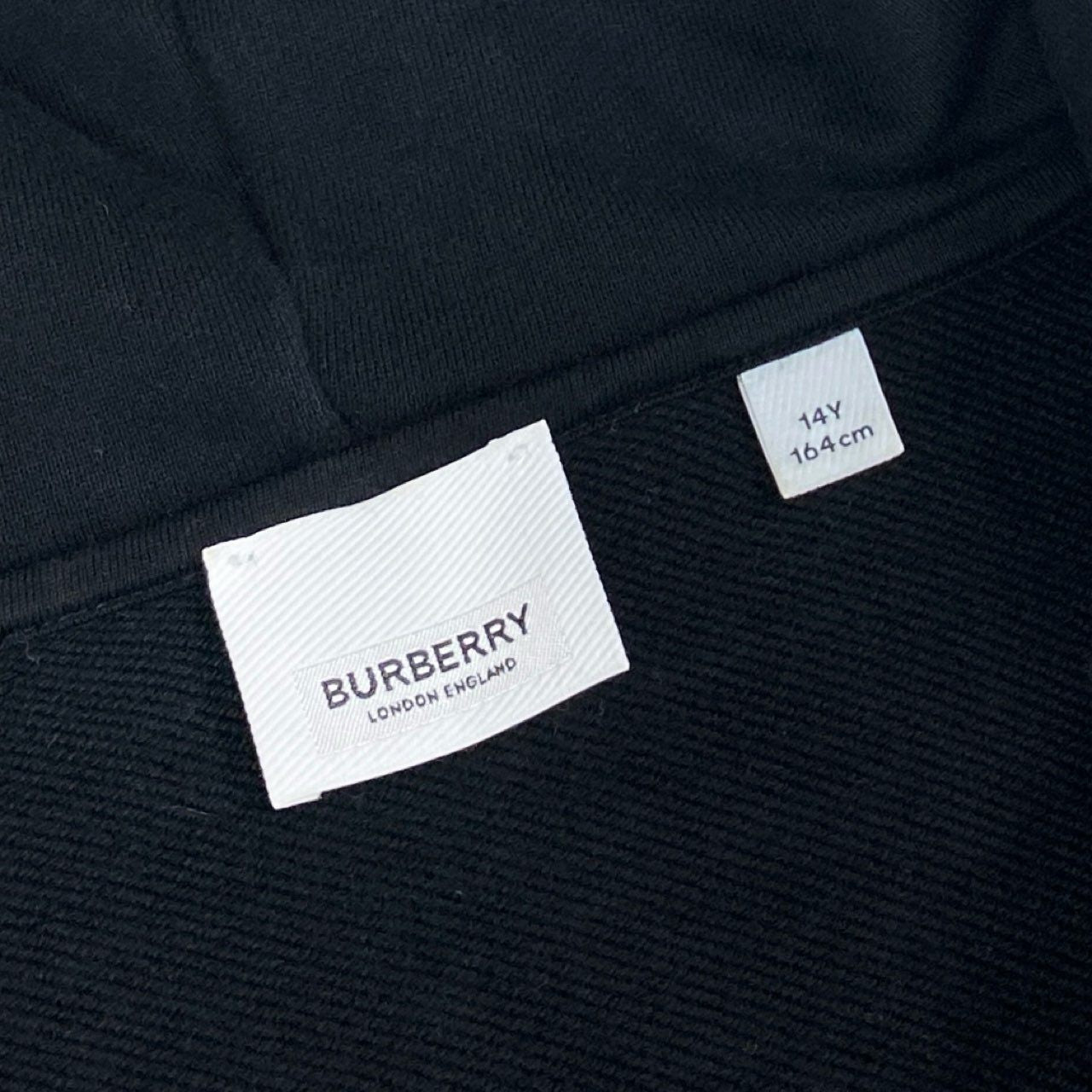 67d21 BURBERRY バーバリー ジップアップパーカー スター刺繍 ロゴワッペン 袖プリント キッズ 子供服 14Y 164cm ブラック コットン