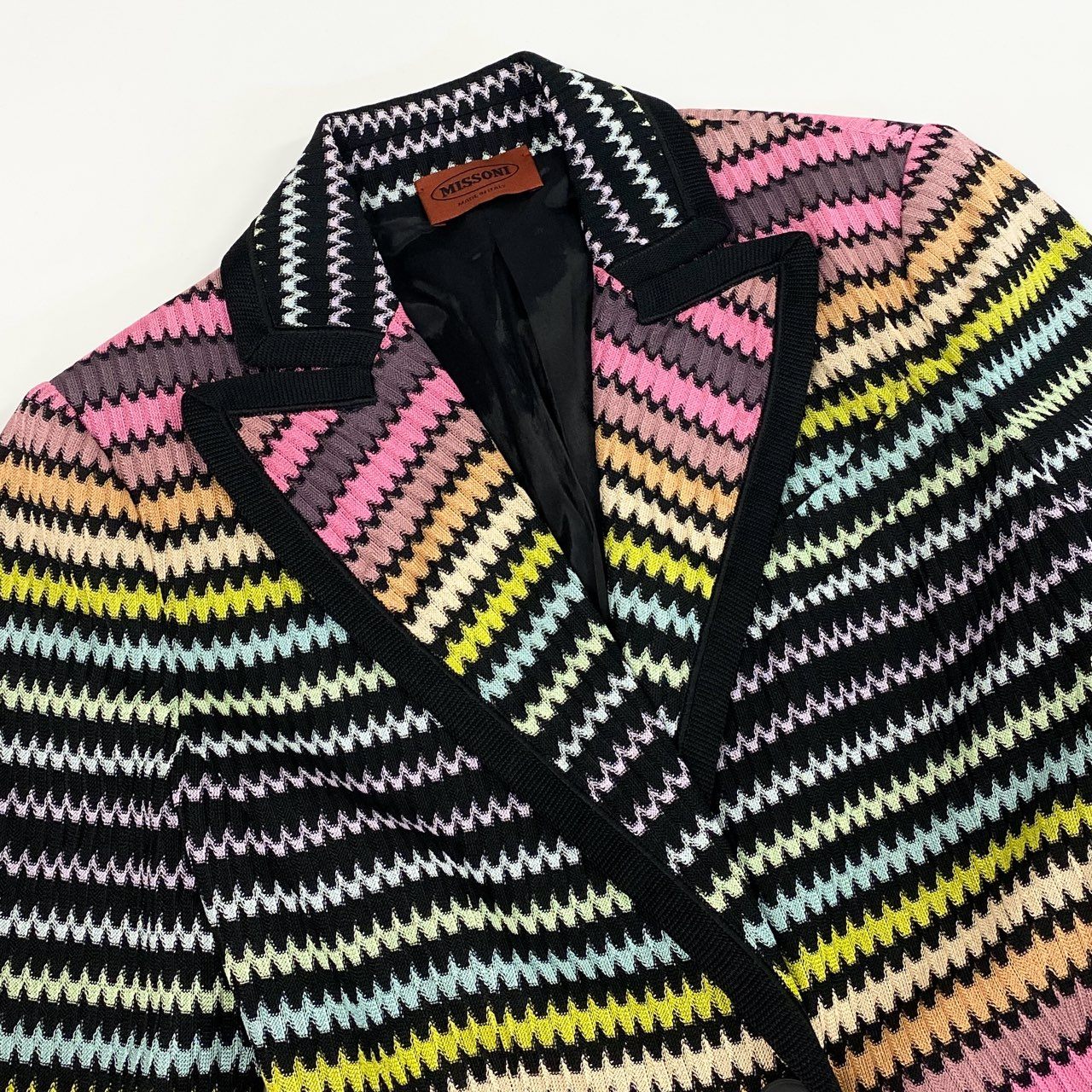 25f14 MISSONI ミッソーニ イタリア製 テーラードジャケット ニットジャケット パイピング ピークドラペル 40 マルチカラー レーヨン レディース
