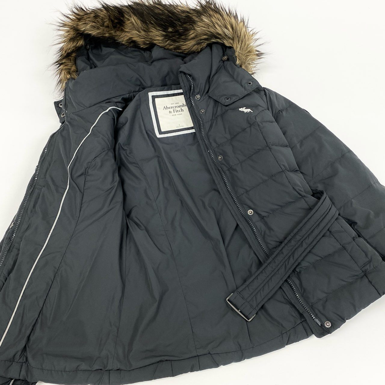 74i8 Abercrombie&Fitch アバクロンビーアンドフィッチ ダウンジャケット アウター ウエストベルト ファー S グレー系 レディースk02i