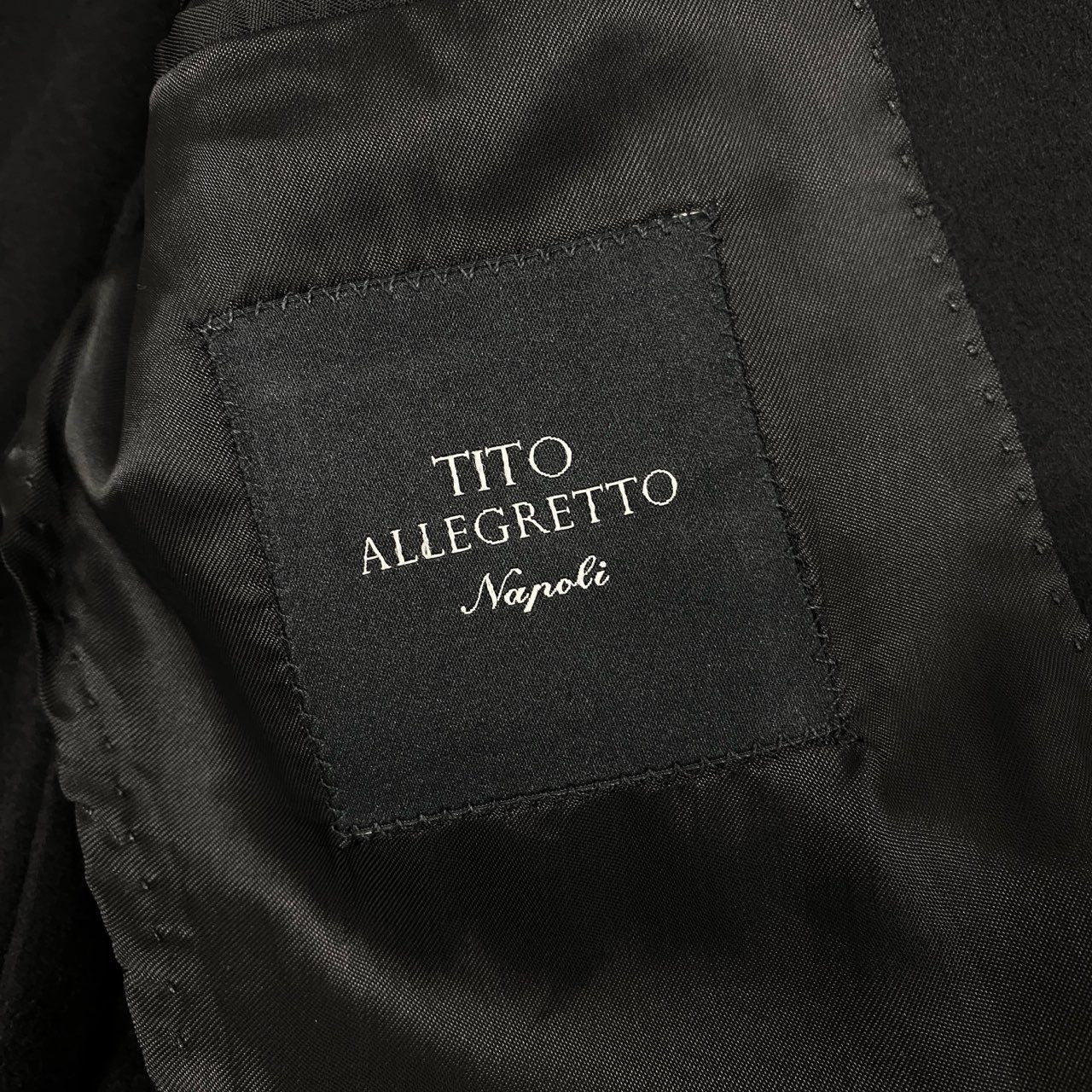 24l10 【極美品】イタリア製 TITO ALLEGRETTO ティトアレグレット カシミヤ100 ゴールド釦 ダブルブレスト ブレザー テーラードジャケット ドレスジャケット サイズ42 ブラック カシミヤ100% メンズ 紳士 冬