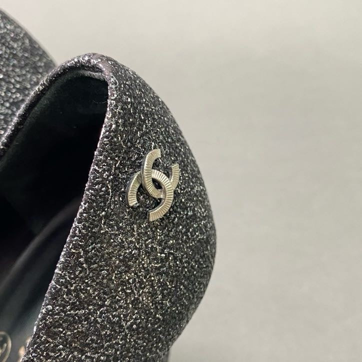 4f4 《美品》 CHANEL シャネル ココマーク エナメルトゥ グリッター パンプス 36C ブラック グレー シューズ イタリア製