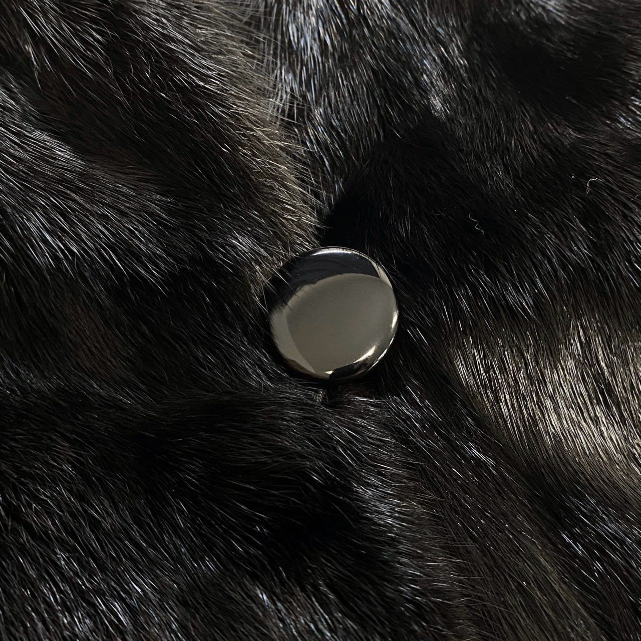 42k14【美品】毛皮コート ファーコート ダークミンク ミンクファー セミロングコート 裏地花柄 シルク ブラック レディースu02t