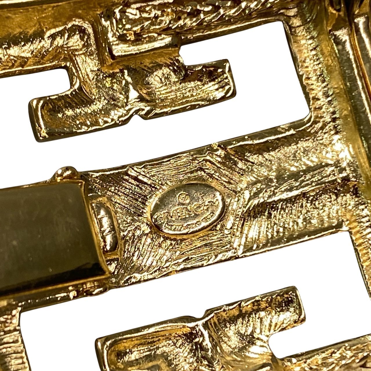 c4 GIVENCHY ジバンシー アイコンゴールドブレスレット バングル GOLD アクセサリー Logo Bracelett18r