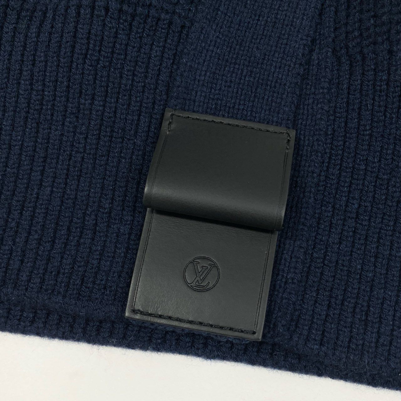 Eb19 【美品】 LOUIS VUITTON ルイヴィトン 25SS ジュエルボタン スリーブレス カーディガン ウールカシミヤ混紡 レディース Jewel Button Sleeveless Cardigan XS ナイトブルーt18r