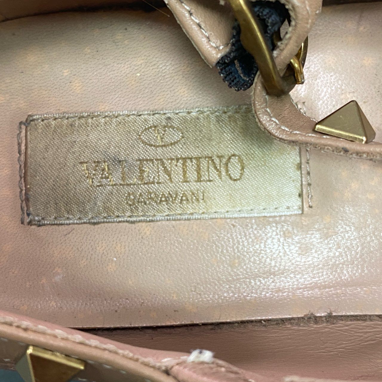 5c21 VALENTINO GARAVANI ヴァレンティノ ガラヴァーニ ゴールドスタッズ × ターコイズ ストラップ フラットシューズ 37 1/2 ピンク レザー シューズ イタリア製