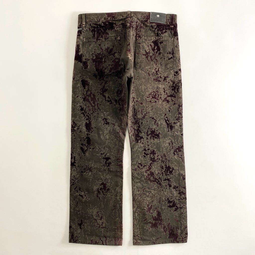 39f9 VERSACE JEANS COUTURE ヴェルサーチ ジーンズクチュール イタリア製 総柄 デニムパンツ ジーンズ ボトムス 34 ブラウン パープル コットン
