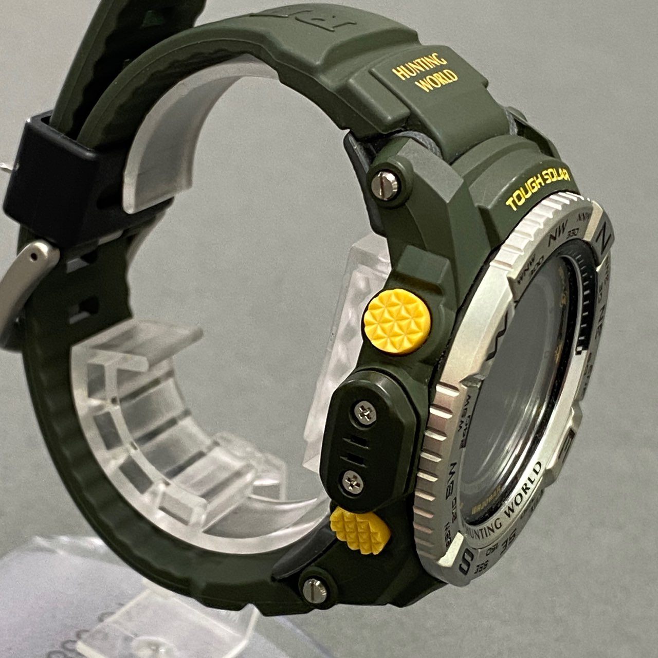 a6 HUNTING WORLD × CASIO ハンティングワールド カシオ PROTREK プロトレック 電波ソーラー メンズ腕時計 PRW-3510HW カーキ