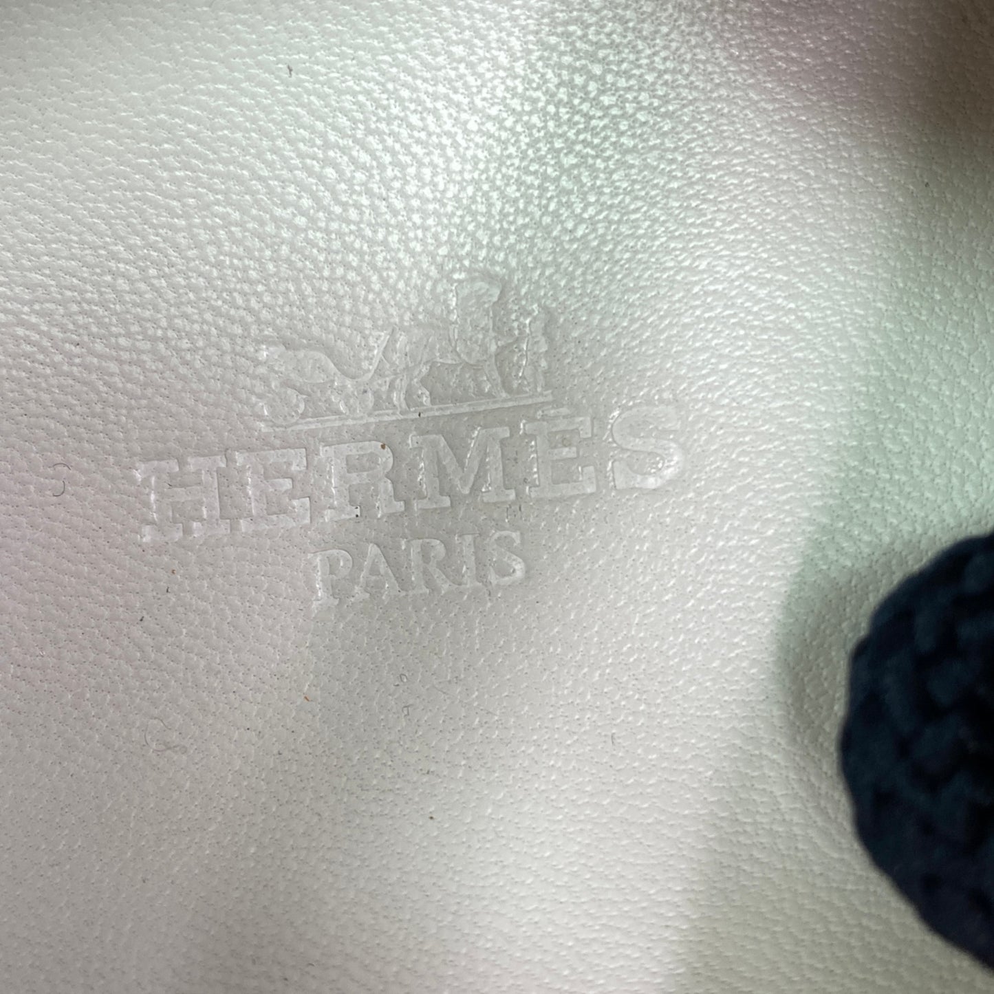 1g29《美品》 HERMES エルメス MILES マイルス スニーカー 37 1/2 ネイビー シューズ イタリア製 保存袋付き