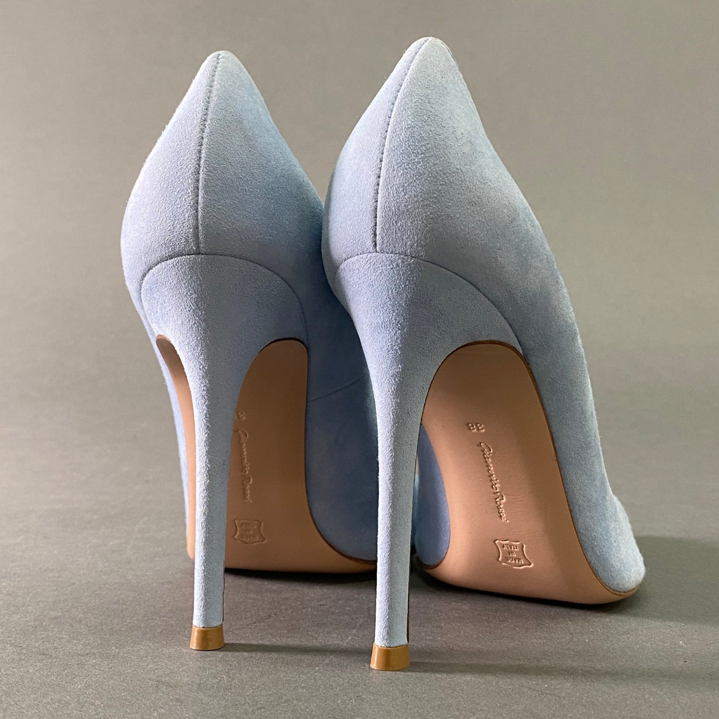 5l25 【未使用】Gianvito Rossi ジャンヴィットロッシ ポインテッドトゥ ピンヒールパンプス スウェードパンプス サイズ38 ライトブルー スウェード レディース 女性用