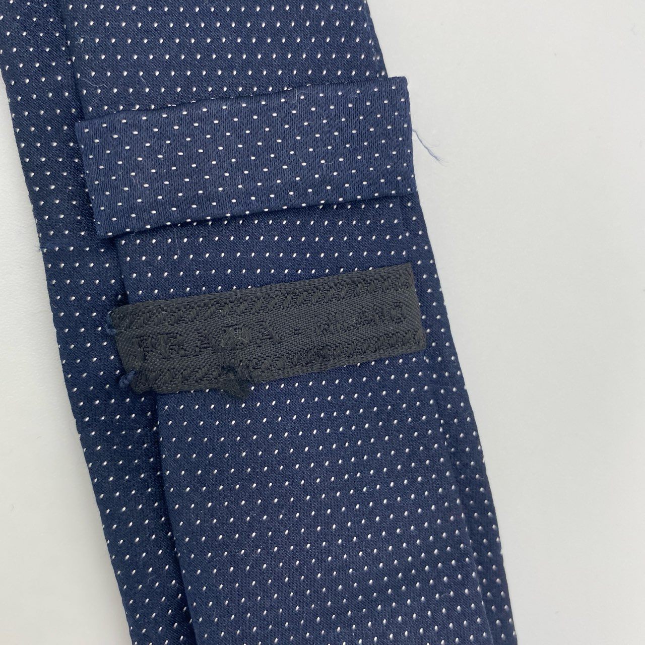 h7 PRADA プラダ ドット柄 ネクタイ 服飾小物 ビジネス◎ セレモニー◎ ロゴ刺繍 ネイビー メンズk02i