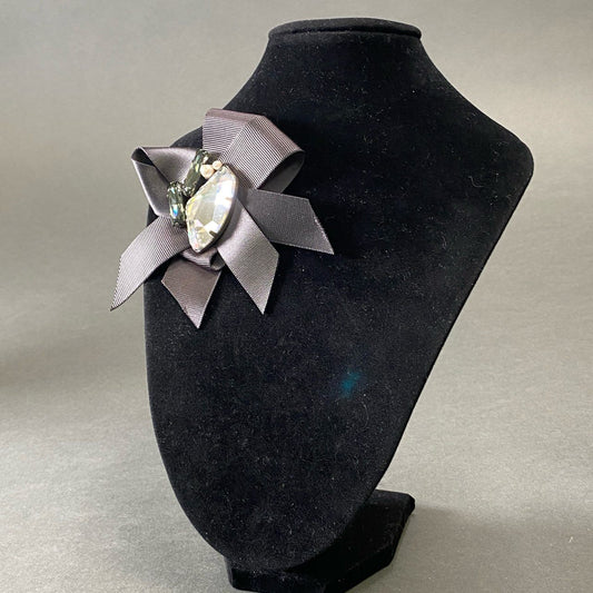 g29 FOXEY フォクシー コサージュ ブローチ ラインストーン パール 大ぶり グレー レディース ファッション小物