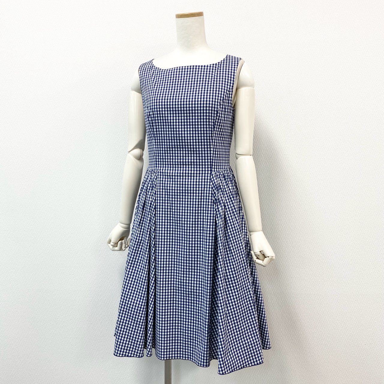 24d3 FOXEY NEW YORK フォクシー ニューヨーク ノースリーブワンピース カジュアルワンピース ギンガムチェック バックジップ 40087 サイズ40 ブルー ホワイト レディース 日本製