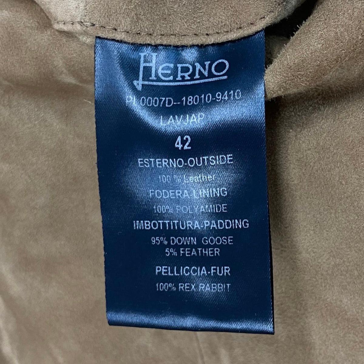 i18 HERNO スエード レザーダウンコート ラビットファー襟 42サイズ ベージュ レザー レディース 女性用u02t