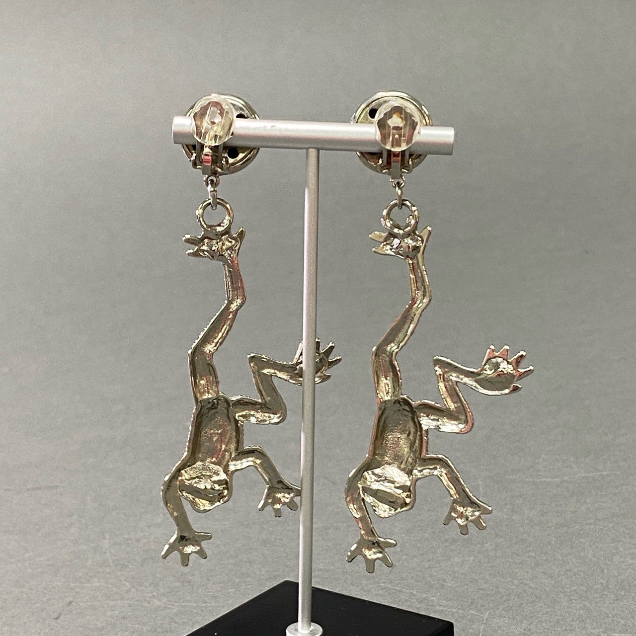b17 TOGA トーガ フロッグイヤリング シルバー カエル ピアス アクセサリー 箱付き