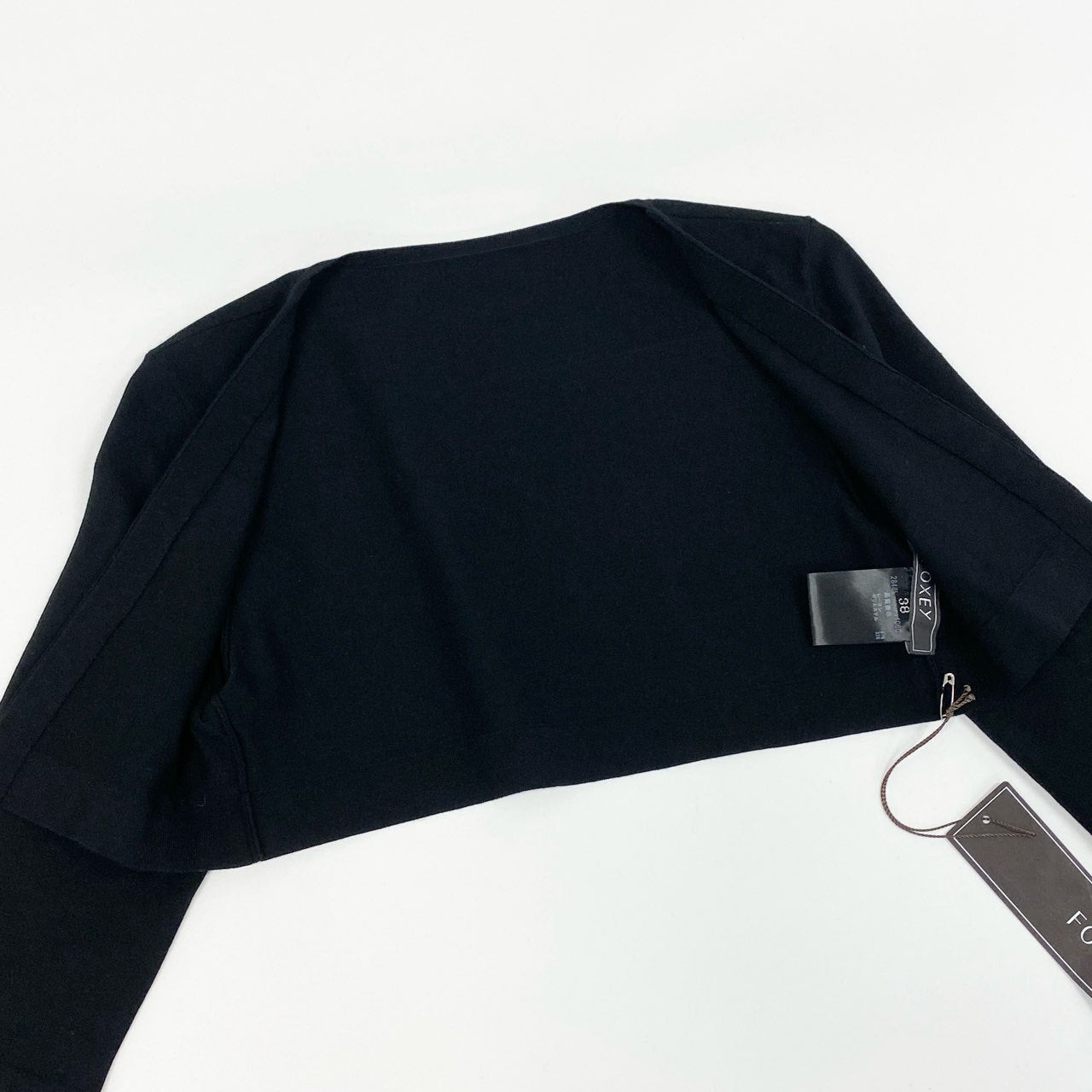86f24 《極美品》 FOXEY フォクシー ニットカーディガン パーフェクトボレロ 五分袖 ロゴ刺繍 ショート丈 レディース タグ付き 28489 38 ブラック