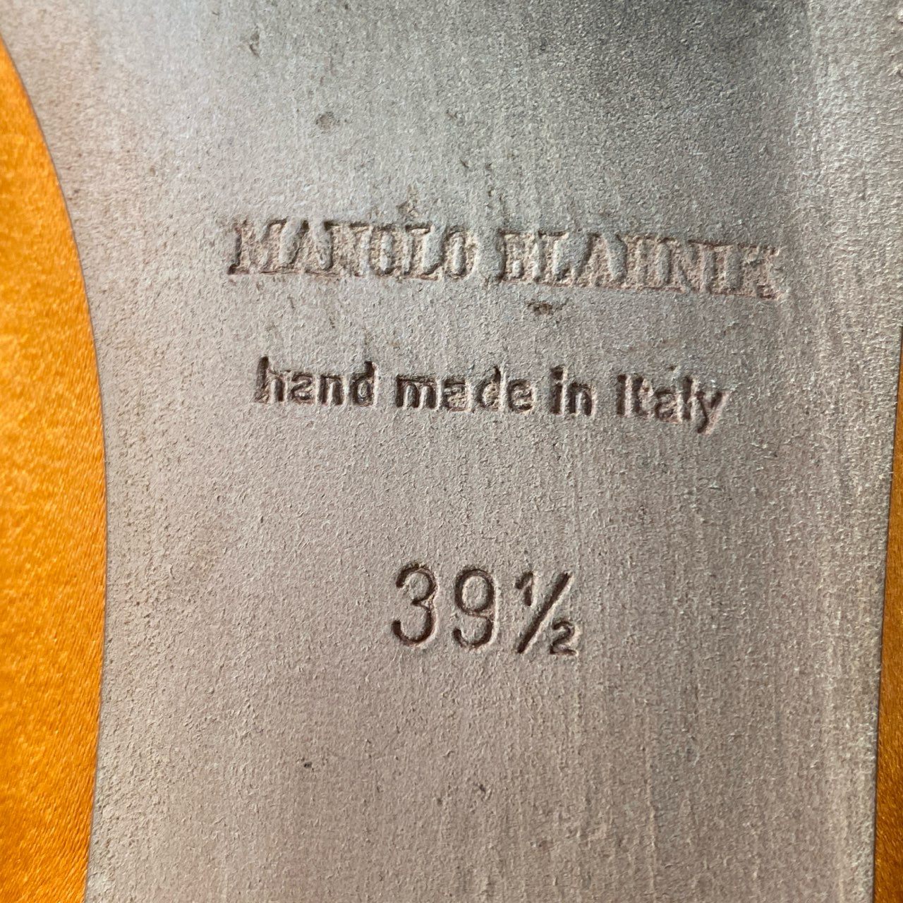 b2 MANOLO BLAHNIK マノロブラニク ハンギシ ビジュー付き フラットシューズ サイズ39 1/2 オレンジ サテン レディース 靴k02i