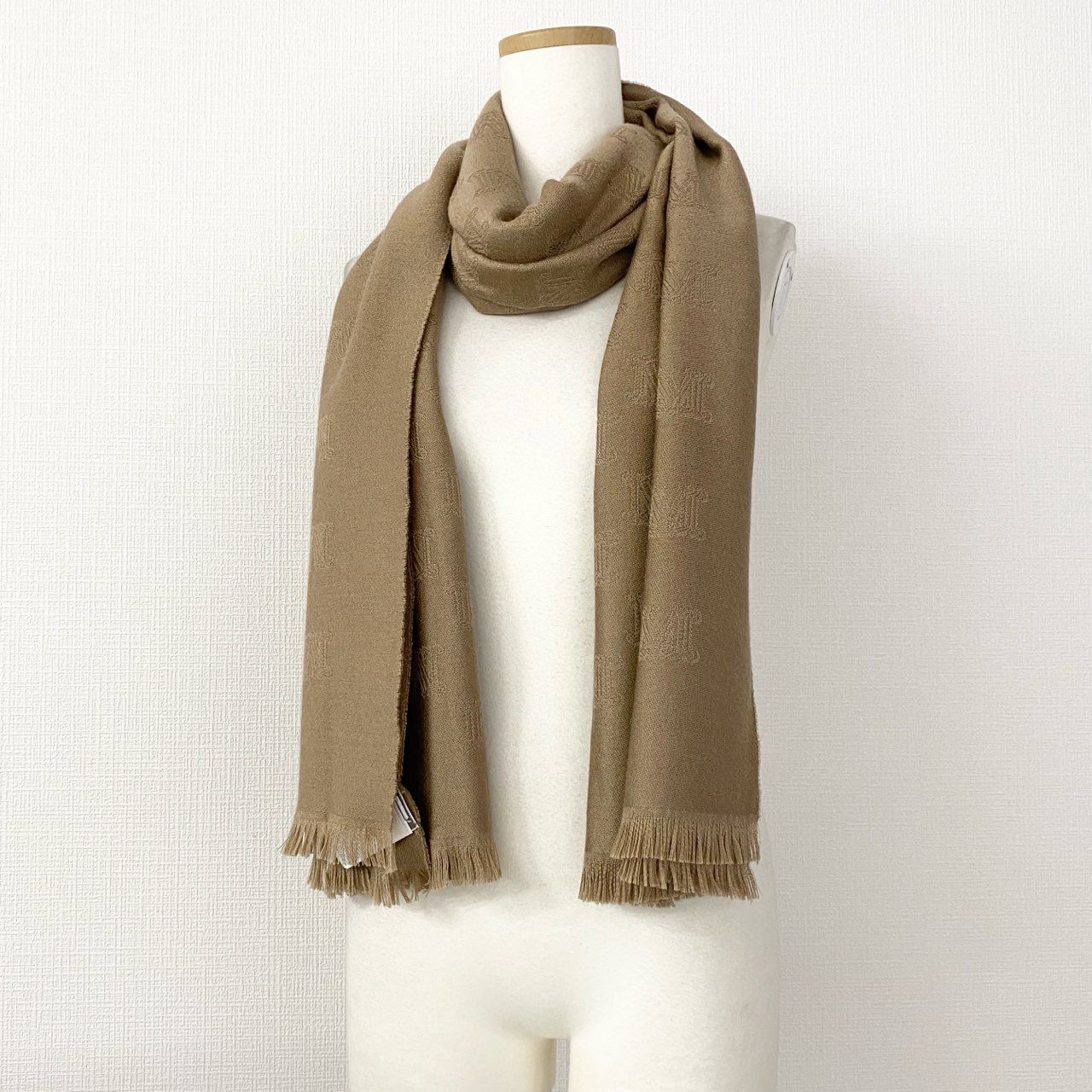 d12-1 《美品》 イタリア製 定価¥95,700 Max Mara マックスマーラ カシミヤ混 大判マフラー ショール ストール ベージュ シルク混 レディース
