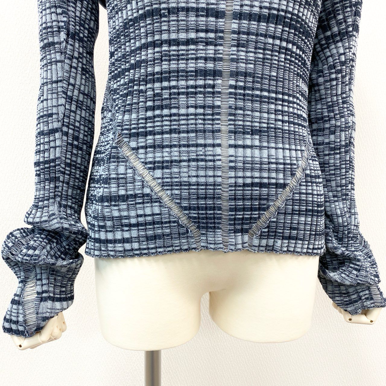 54h27 《未使用》 STRIAE BY McQ ALEXANDER McQUEEN マックキュー アレキサンダーマックイーン 変形 リブニット セーター トップス 薄手 667790 サイズL ブルー コットン レディースu02t