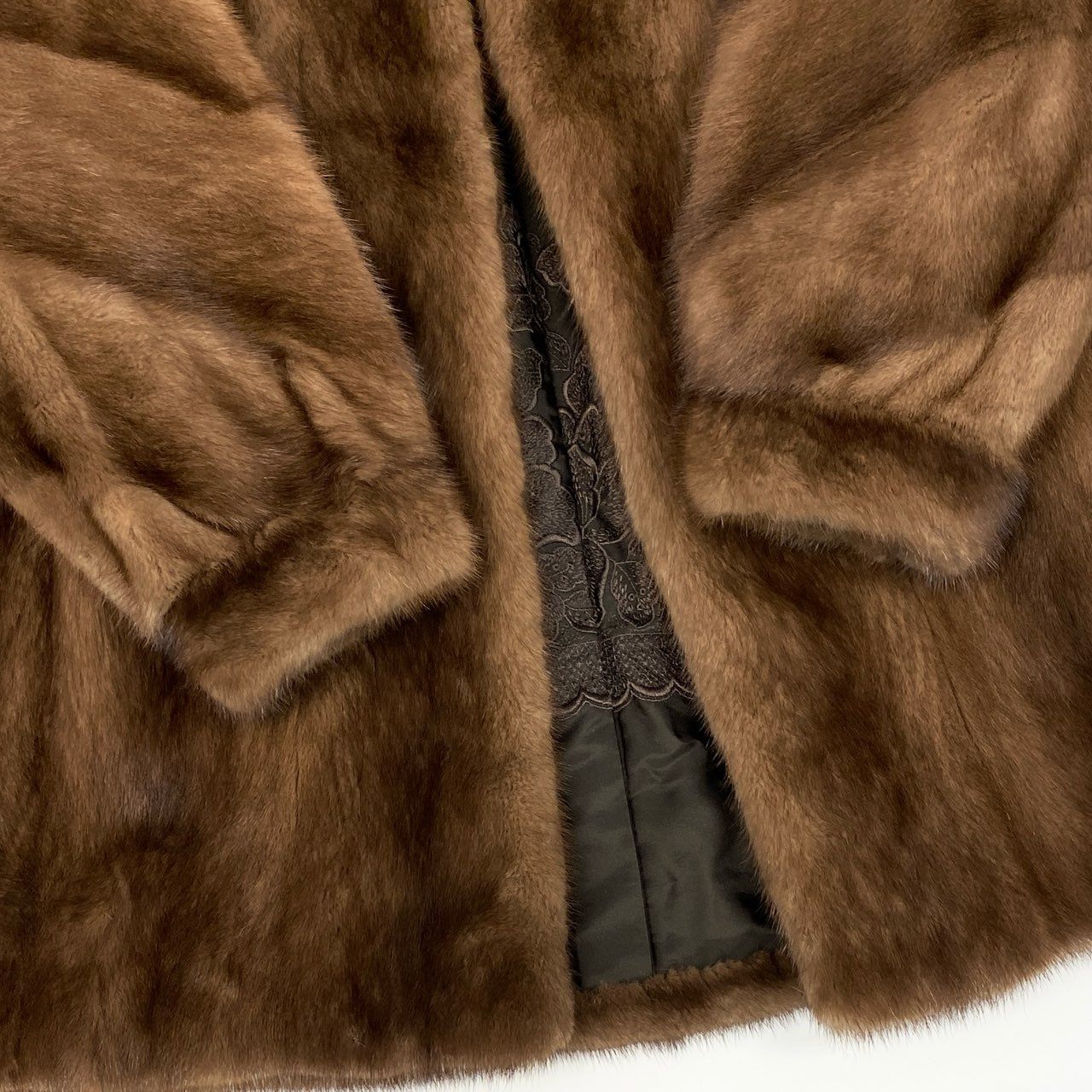 68j15 MG Sable FUR ミンクコート セミロングコート 毛皮コート 袖斜め段 サイズ13 ライトブラウン パステルミンク 裏地花柄刺繍k02i